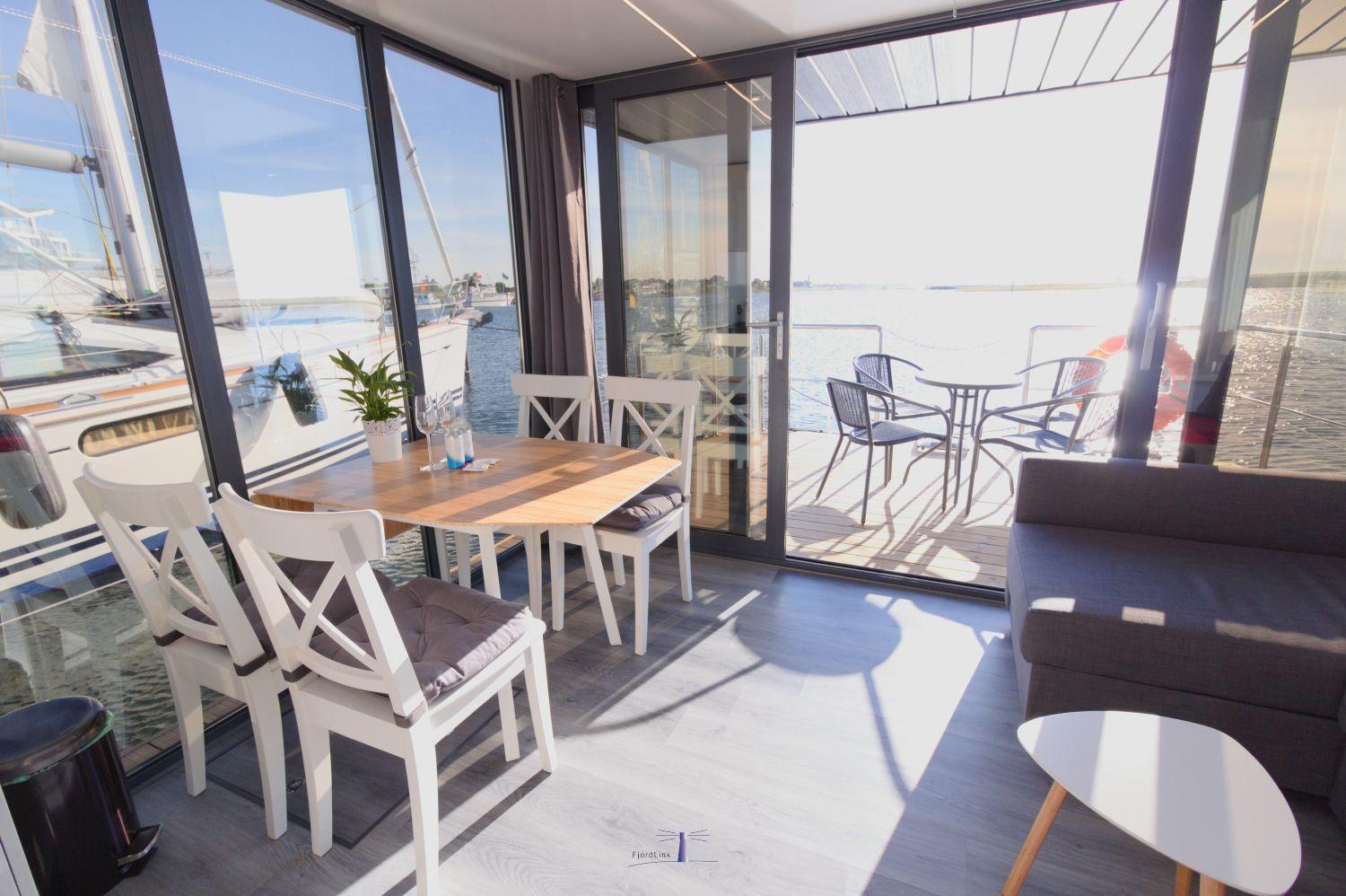 Hausboot Fjord Lacerta Mit Dachterrasse In Wendtorf Exterior photo